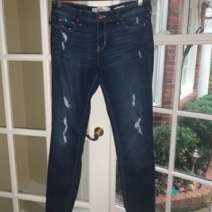Low rise dark jeans